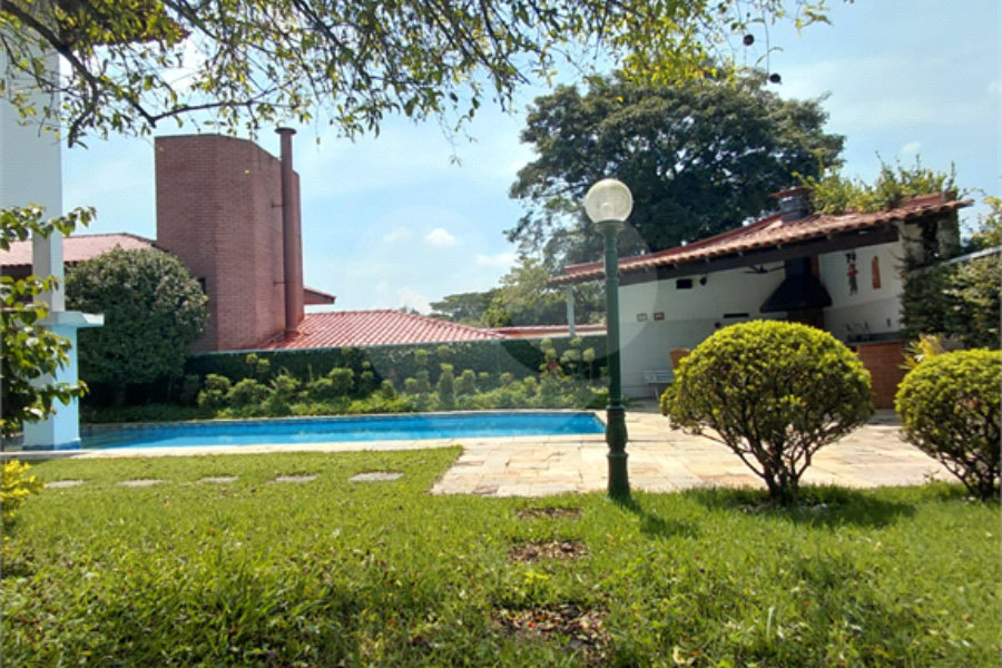 Casa à venda com 4 suítes no condomínio Ville Bourghese, São Paulo - SP