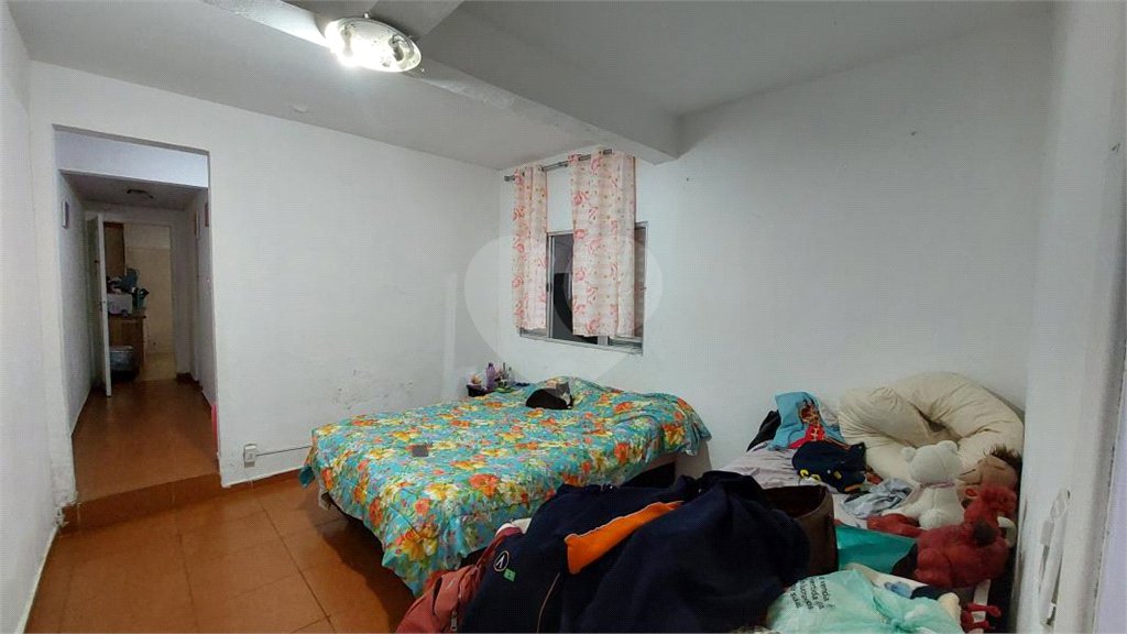 Casa à venda com 3 quartos, sendo 1 suíte,  em Vila Nivi, São Paulo, SP