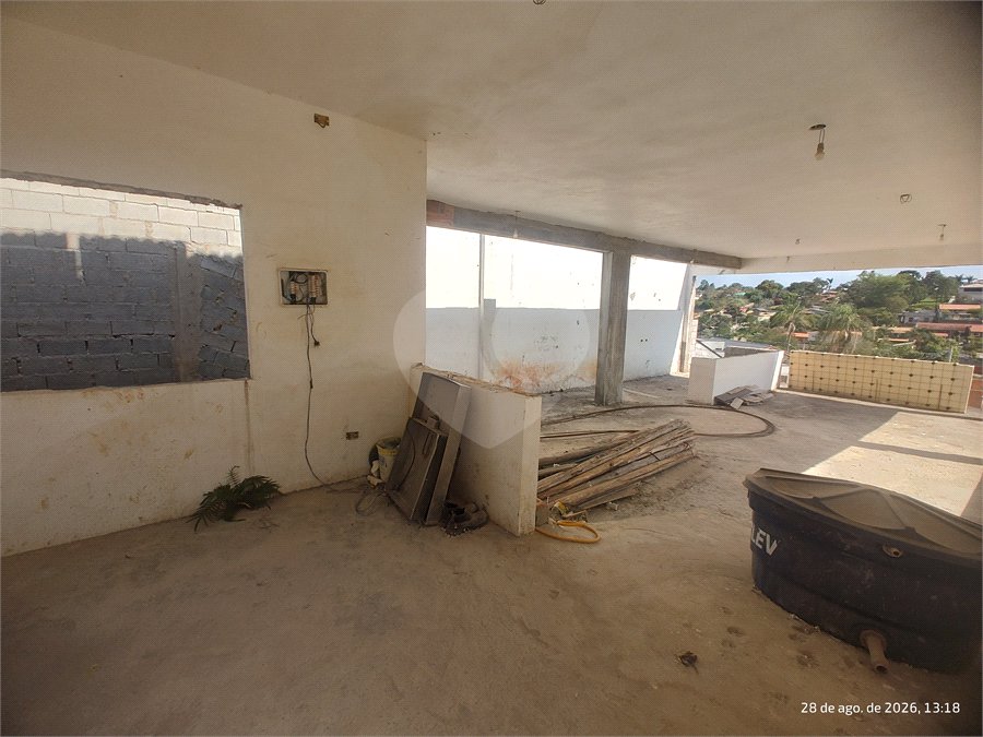 Terreno 810 metros à venda em Atibaia com projeto aprovado exclusivo de alto padrão com construção inacabada