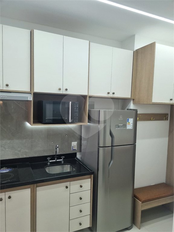 Studio 27M2, totalmente mobiliado para locação ou venda, na Borges Lagoa, próximo do metrô Santa Cruz