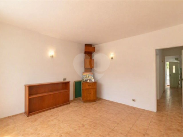 Casa à venda com 3 quartos em Vila Guarani, São Paulo, SP