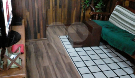 Casa à venda com 2 quartos, sendo 1 suíte,  no condomínio Aruã, Mogi das Cruzes - SP
