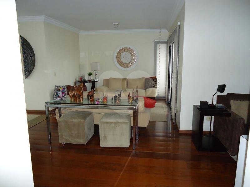 Apartamento à venda com 3 suítes em Vila Suzana, São Paulo, SP