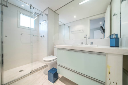 Apartamento à venda com 3 quartos, sendo 2 suítes, em Vila Mariana, São Paulo, SP