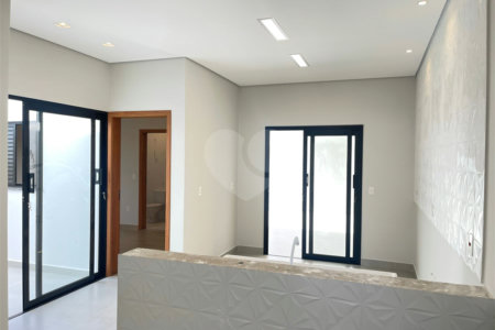 Casa à venda com 3 quartos, sendo 1 suíte, no condomínio Horto Florestal Iii, Sorocaba - SP