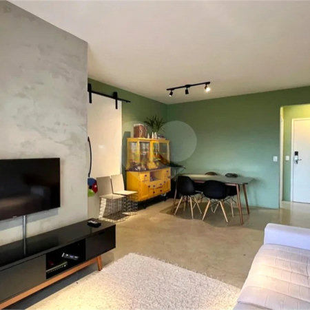 Apartamento à venda com 3 quartos, sendo 1 suíte, em Vila Madalena, São Paulo, SP