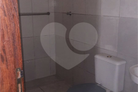Sobrado à venda com 4 quartos, sendo 1 suíte, em Jardim Hubert, Indaiatuba, SP