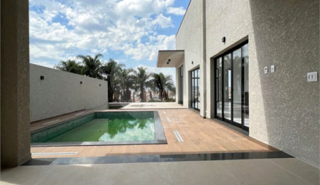Casa à venda com 3 suítes no condomínio Spazio Design, Bragança Paulista - SP