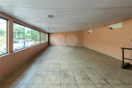 Sobrado à venda ou para alugar com 1 quarto em Santo Amaro, São Paulo, SP