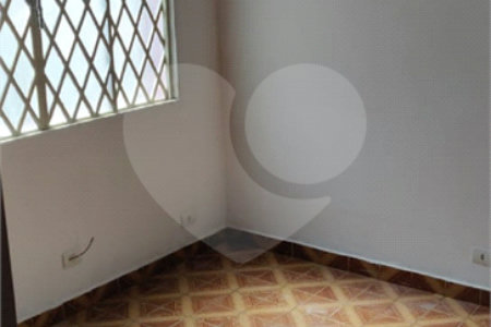 Casa à venda com 3 quartos em Água Branca, São Paulo, SP