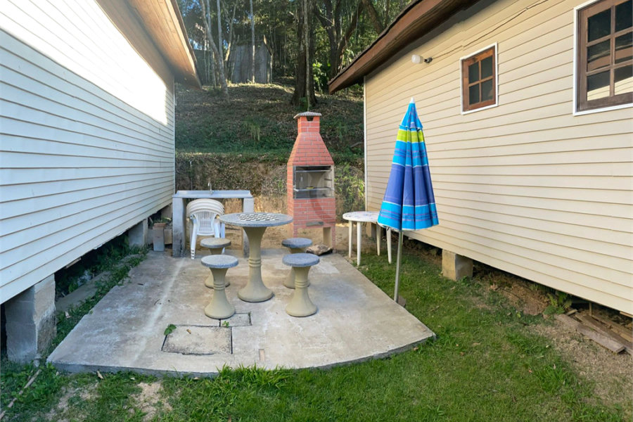 Casa à venda com 5 suítes no condomínio Cinco Lagos, Mairiporã - SP