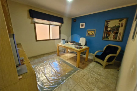 Casa à venda com 4 suítes no condomínio Villa Viana II, Cotia - SP