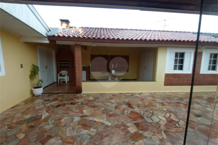 Casa à venda com 4 quartos, sendo 3 suítes,  no Centro, Itapetininga, SP