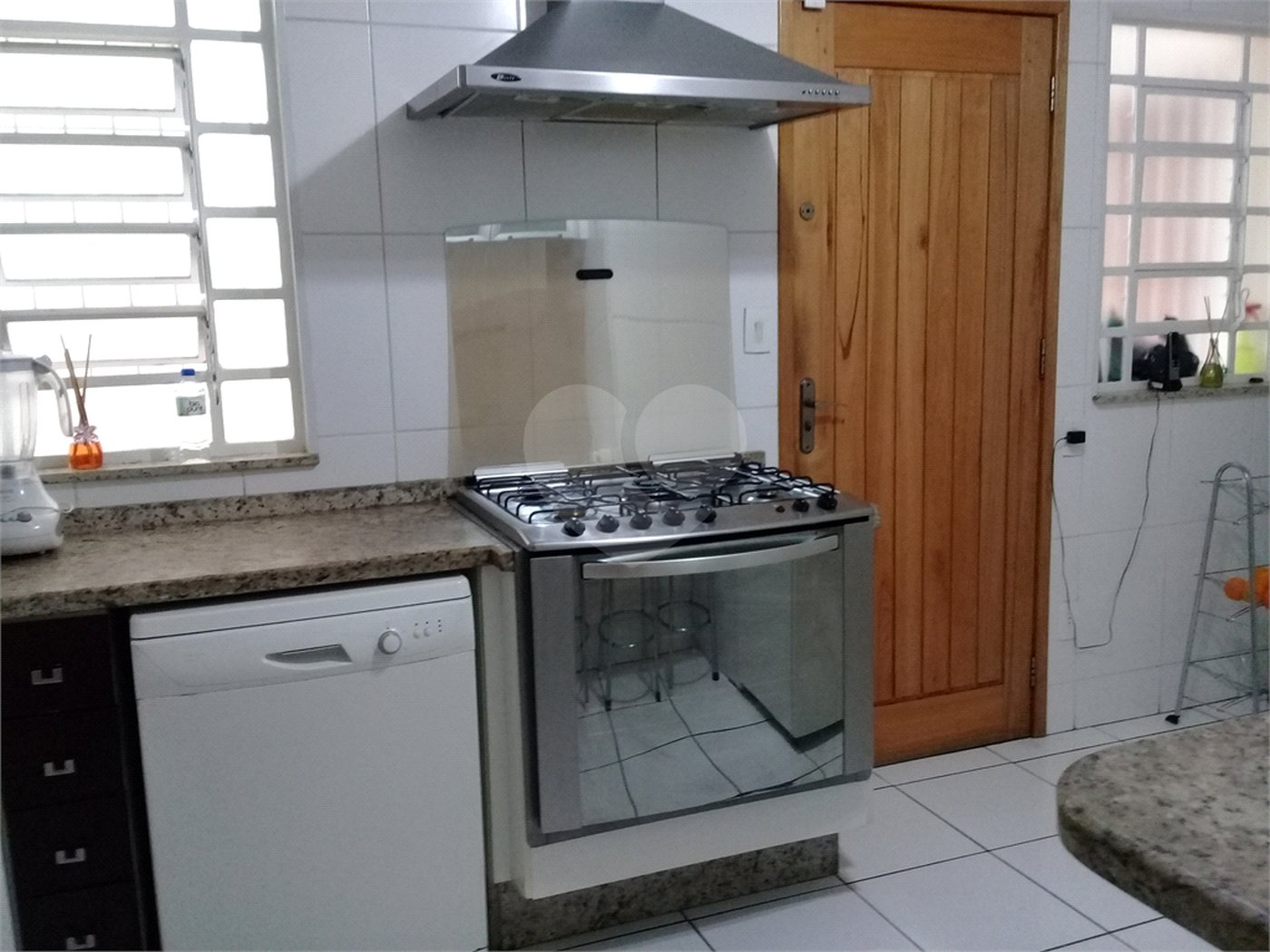 Sobrado à venda com 4 suítes em Água Fria, São Paulo, SP