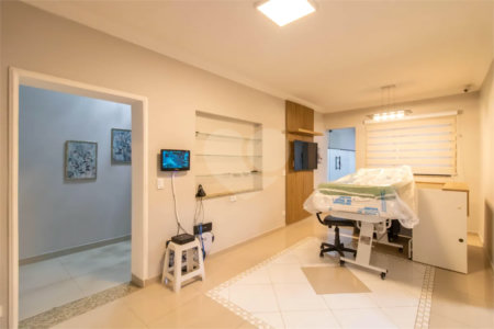 Casa à venda com 3 quartos, sendo 1 suíte, em Parque Santo Antônio, Guarulhos, SP