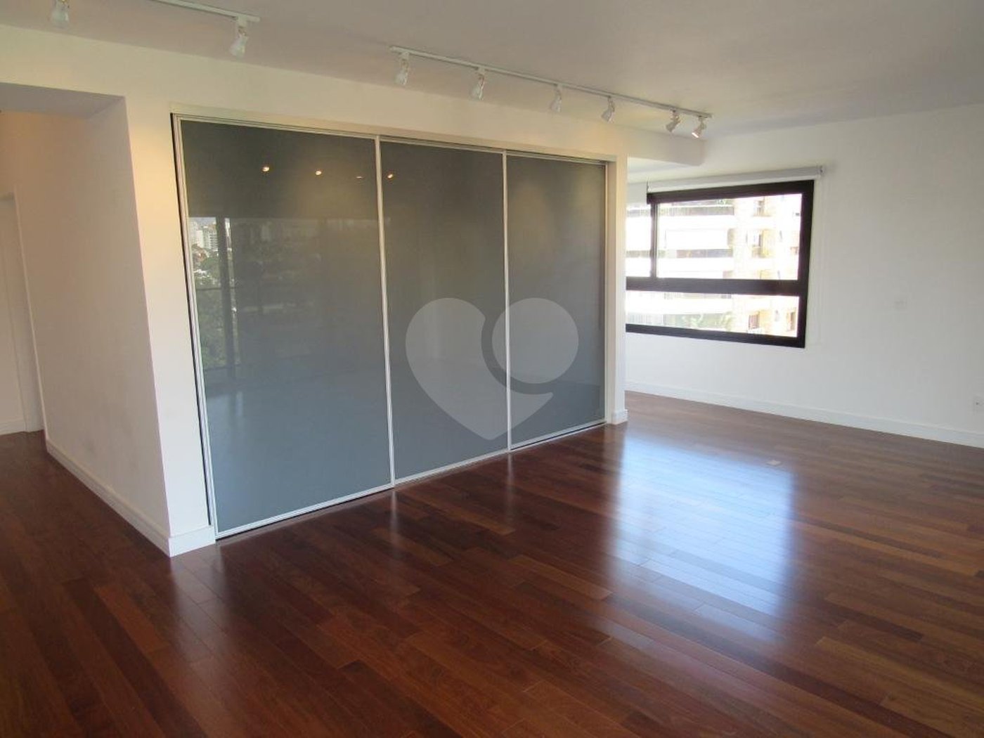 Apartamento à venda com 2 suítes em Vila Progredior, São Paulo, SP