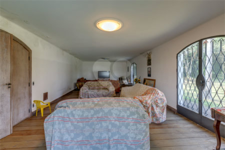 Casa à venda com 4 suítes no condomínio Chácara Flora, São Paulo - SP