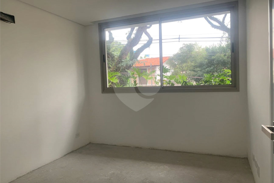 Apartamento à venda com 2 suítes em Alto de Pinheiros, São Paulo, SP