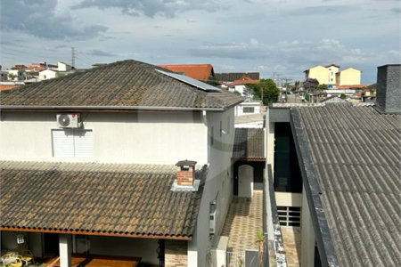 Casa à venda com 3 quartos, sendo 1 suíte,  em Vila Vitória, Mogi das Cruzes, SP