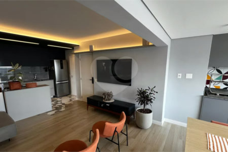 Apartamento à venda com 3 quartos, sendo 1 suíte,  em Jardim Pereira Leite, São Paulo, SP