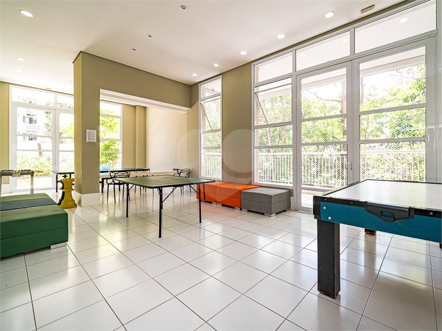 Apartamento à venda com 3 quartos, sendo 1 suíte,  em Vila Andrade, São Paulo, SP