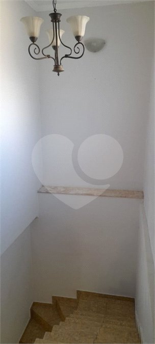 Sobrado à venda com 6 quartos, sendo 3 suítes, em Vila Divina Pastora, São Paulo, SP