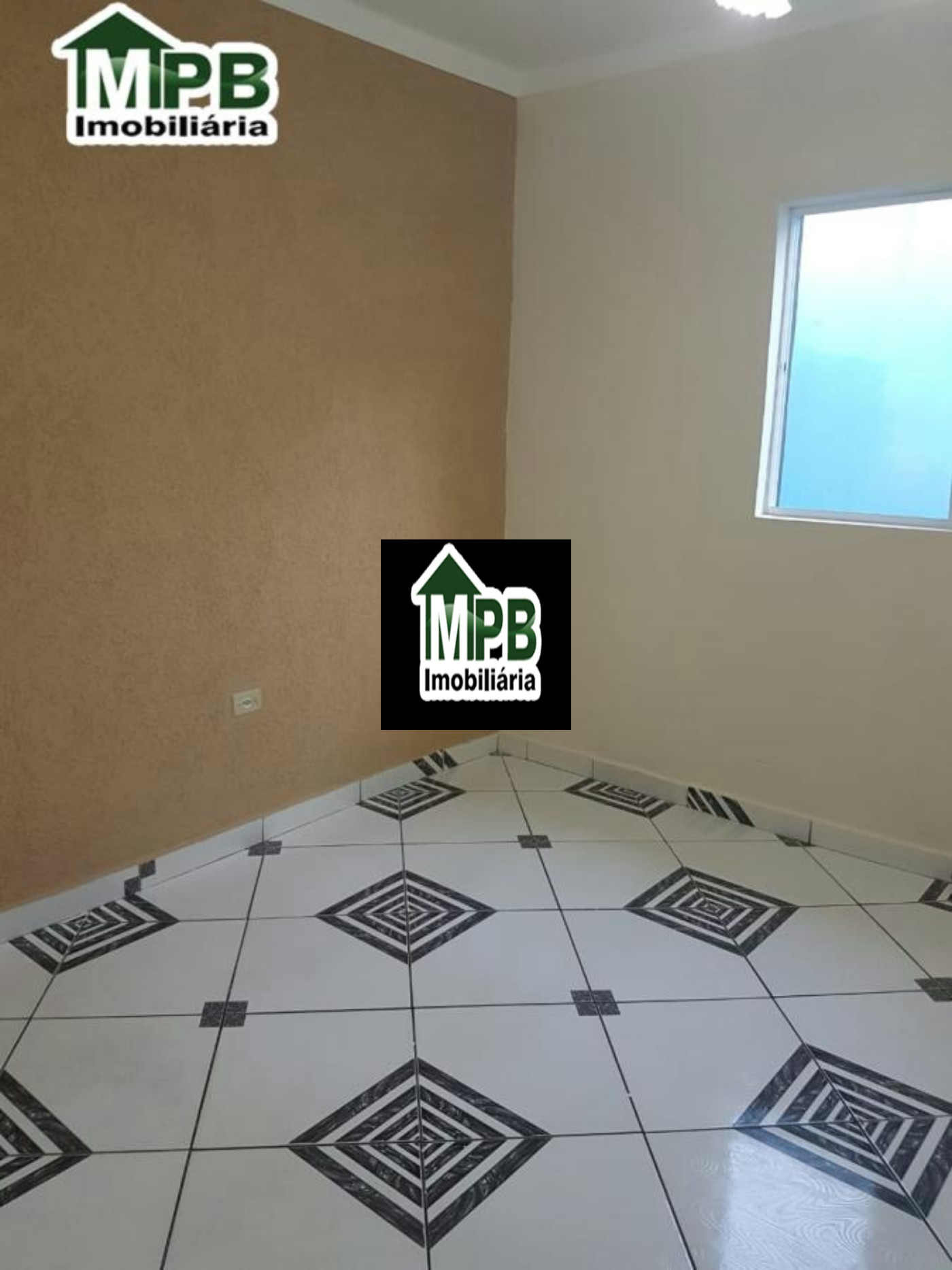 Sobrado à venda com 2 quartos, sendo 1 suíte, em Jardim Santa Luiza, Sorocaba, SP