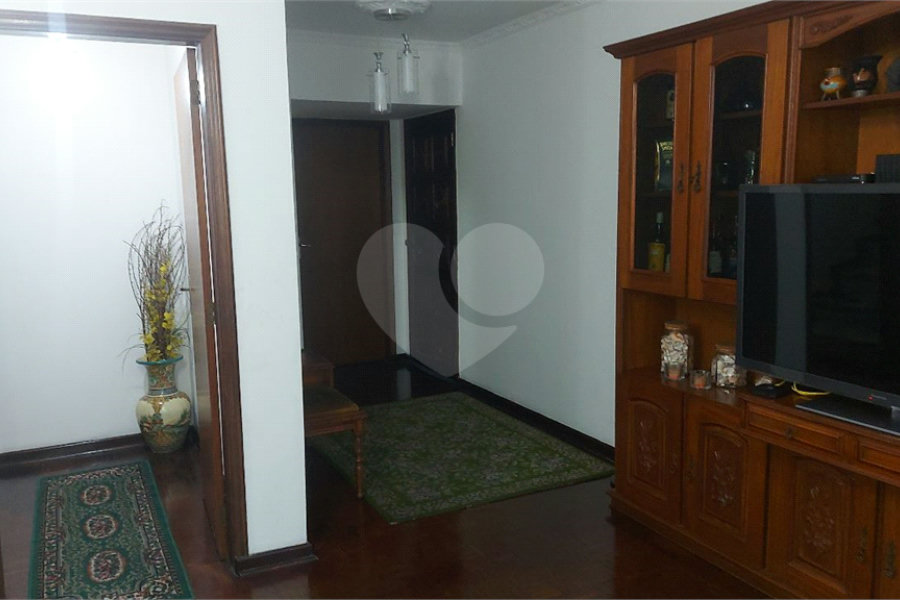 Sobrado à venda com 3 quartos, sendo 1 suíte, em Tremembé, São Paulo, SP