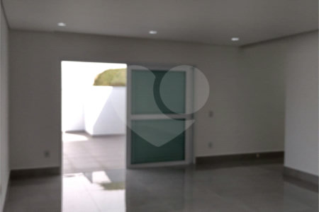 Casa à venda com 4 suítes no condomínio Estância Marambaia, Vinhedo - SP