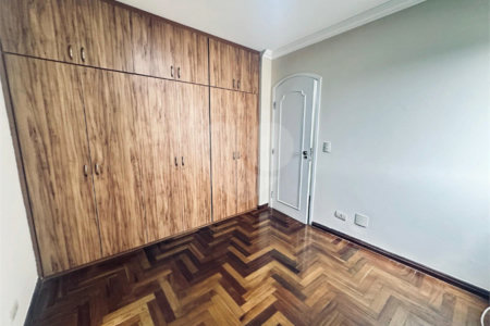 Apartamento à venda com 3 quartos, sendo 1 suíte, em Alto da Boa Vista, São Paulo, SP