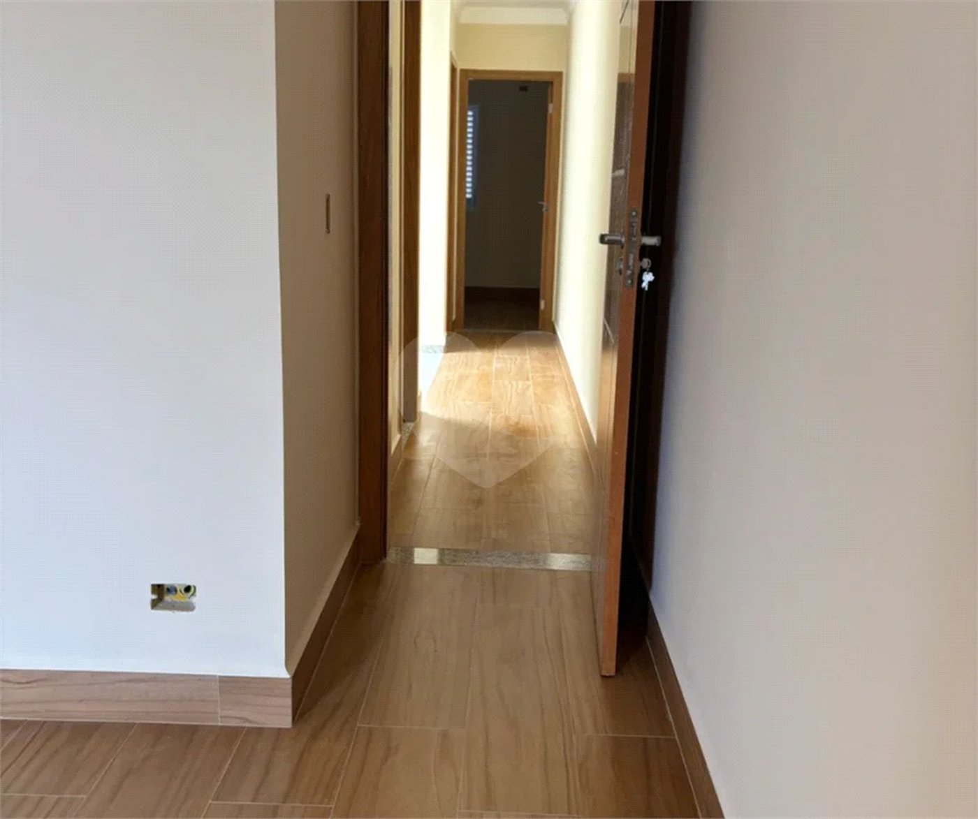 Sobrado à venda com 3 quartos, sendo 1 suíte, em Vila Nova Cachoeirinha, São Paulo, SP