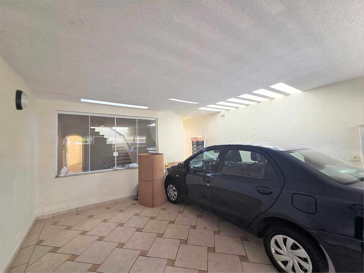 Sobrado à venda ou para alugar com 3 quartos, sendo 2 suítes,  em Vila Lucia, São Paulo, SP