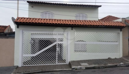 Sobrado à venda com 4 quartos em Vila Guilherme, São Paulo, SP