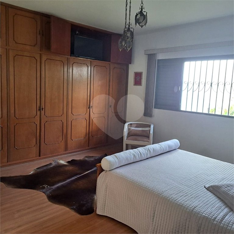 Casa Térrea à venda com 3 quartos, sendo 2 suítes,  em Vila Oliveira, Mogi das Cruzes, SP