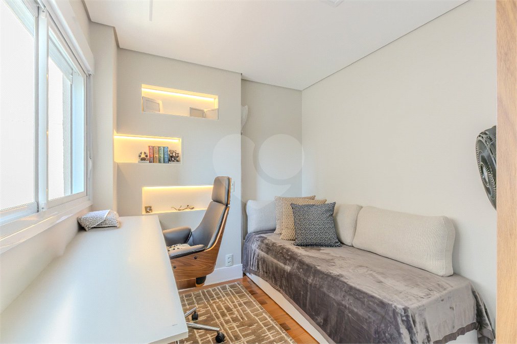 Apartamento à venda com 2 suítes em Santo Amaro, São Paulo, SP