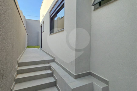 Casa à venda com 3 quartos, sendo 1 suíte, no condomínio Reserva do Vale, Caçapava - SP