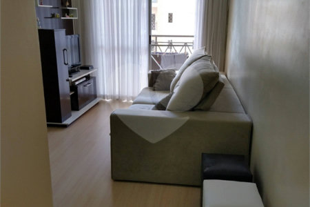 Apartamento à venda com 3 quartos, sendo 1 suíte, em Vila Rubens, Mogi das Cruzes, SP