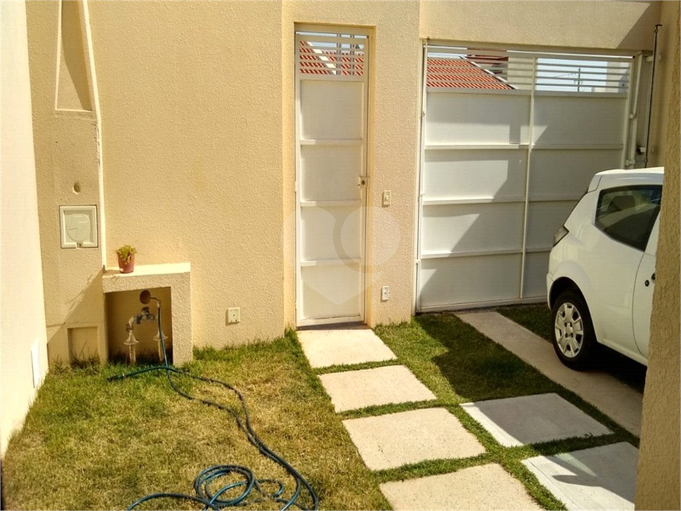 Casa à venda com 3 quartos, sendo 1 suíte,  em Jardim Residencial Nova Veneza, Indaiatuba, SP