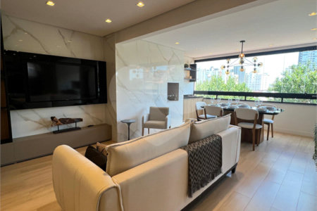 Apartamento à venda com 2 quartos, sendo 1 suíte, em Santa Teresinha, São Paulo, SP