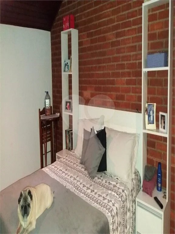 Sobrado à venda com 4 quartos, sendo 3 suítes, em Vila Irmãos Arnoni, São Paulo, SP
