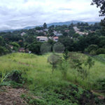 Terreno em Atibaia com 2.090 metros, ótimo para fazer chácara, excelente localização, aceita financiamento