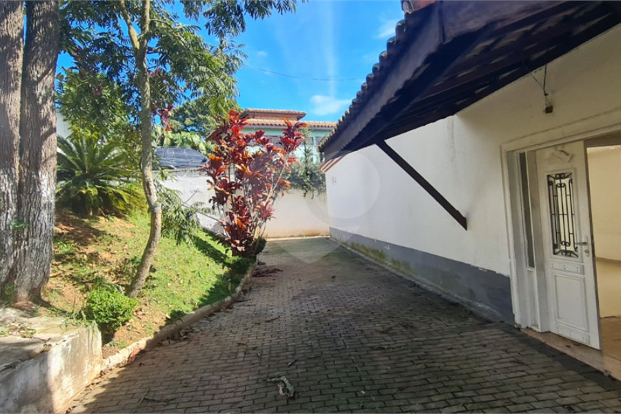 Casa à venda com 5 suítes em Roseira, Mairiporã, SP