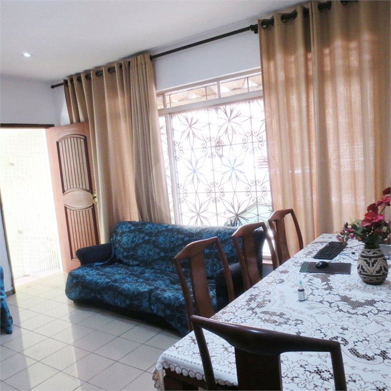 Casa Térrea à venda com 4 quartos, sendo 1 suíte, em Saúde, São Paulo, SP