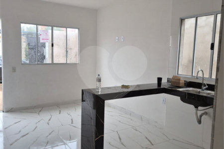 Casa à venda com 2 quartos em Vila Santa Helena, Atibaia, SP