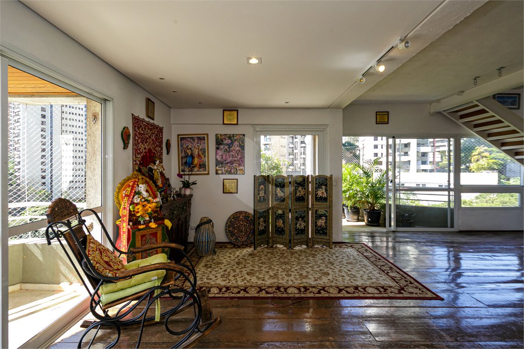 Apartamento à venda com 3 suítes em Morumbi, São Paulo, SP