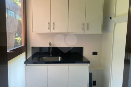 Apartamento à venda com 4 suítes em CIDADE JARDIM, São Paulo, SP