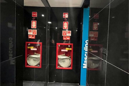Prédio Corporativo em Santos | 4 Pavimentos | Galpão com Pé-Direito Duplo | Estrutura para +200 Pessoas | Compra Ou Locação