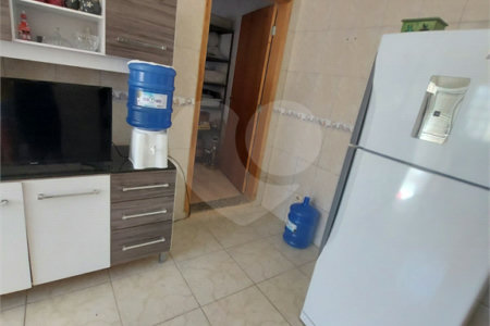 Sobrado à venda com 3 quartos, sendo 2 suítes, em Jardim Alvinópolis, Atibaia, SP