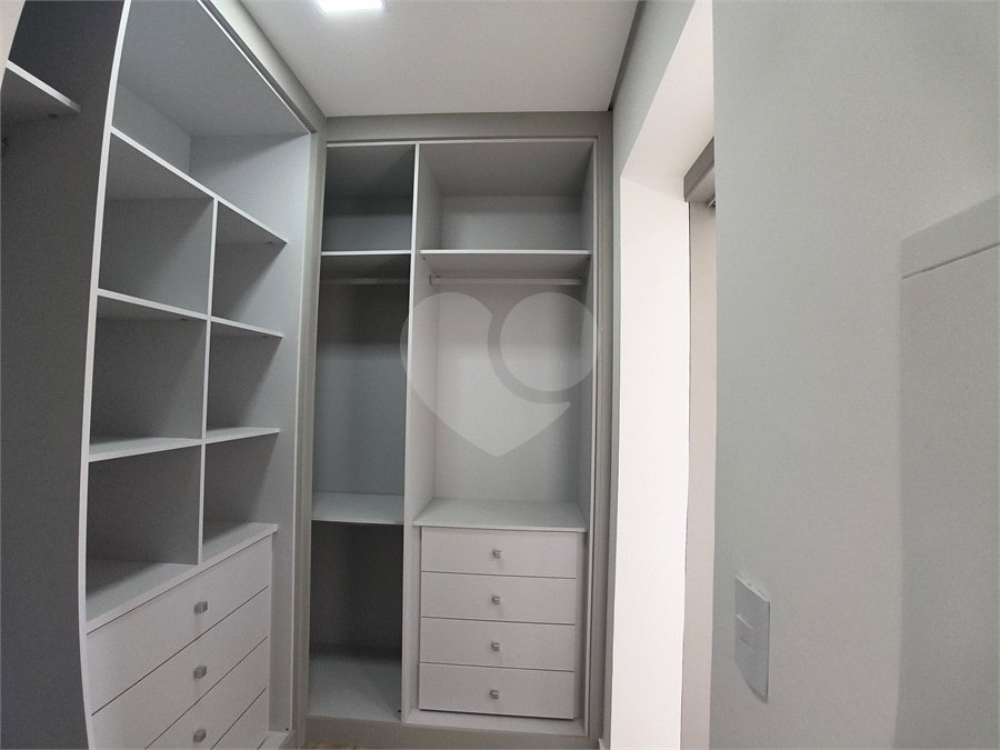 Apartamento à venda com 4 quartos, sendo 2 suítes,  em Além Ponte, Sorocaba, SP