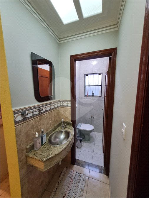 Sobrado à venda com 4 quartos, sendo 2 suítes, em Vila Barreto, São Paulo, SP